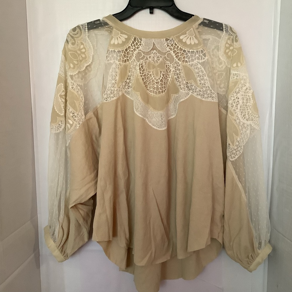 Free People Toni Top Beige Mesh Relaxed Fit Size‎ Med NWOT